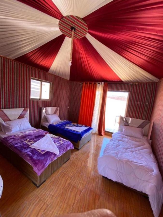 瓦迪拉姆Calm Camp住宿加早餐旅馆 外观 照片